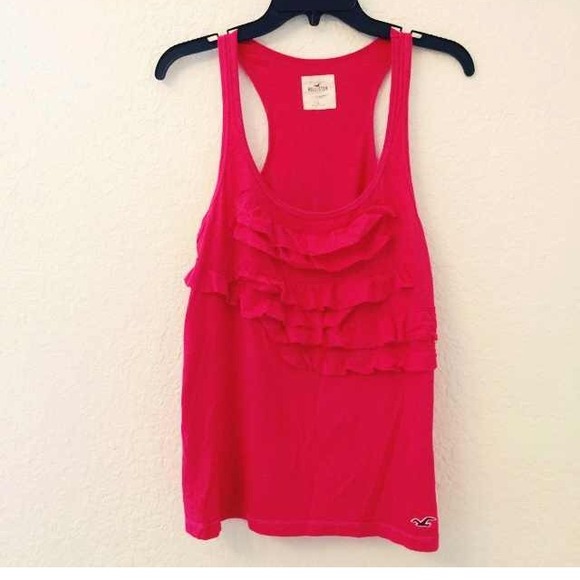 Hollister top