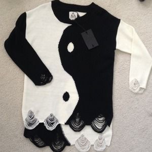 UNIF yin yang sweater