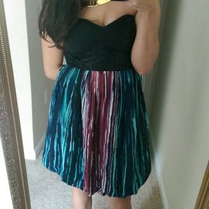 Bebe bubble dress medium NWT