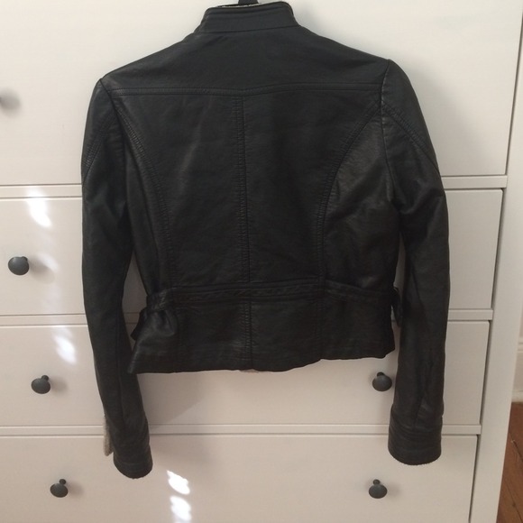 Leather jacket - Picture 4 of 4
