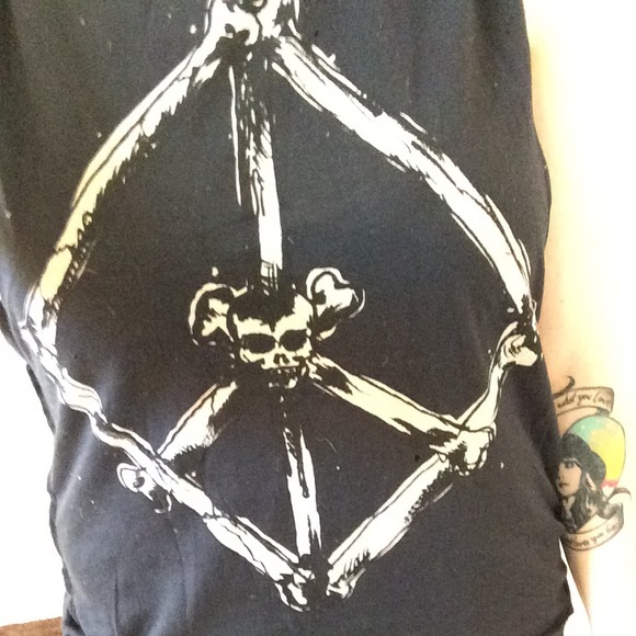 UNIF peace bones tank top.