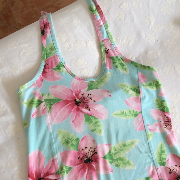 Dresses & Skirts - 💐HOST PICK 🎉Tropical Halter Dress