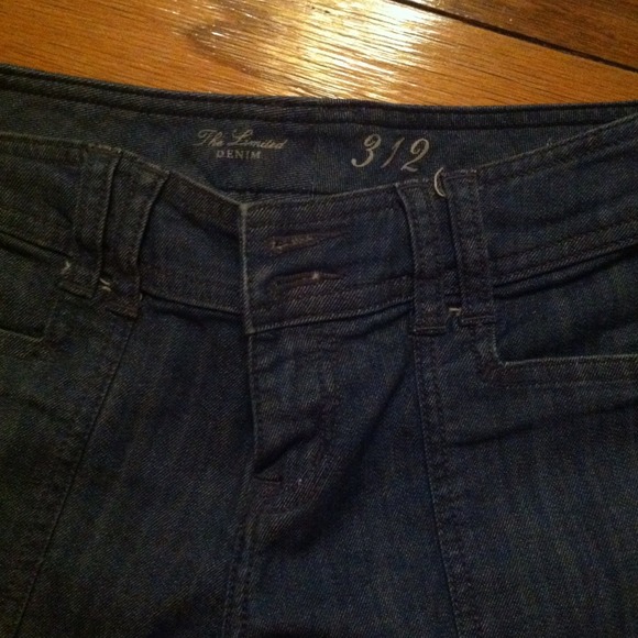 Like new Limited jeans!