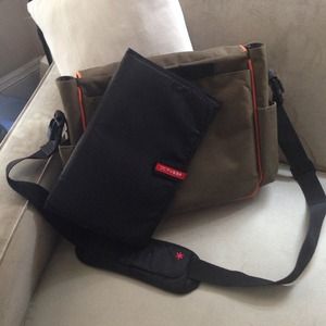 skip hop Bags - Green skip hop diaper bag skip hop Bags - Green skip hop diaper bag