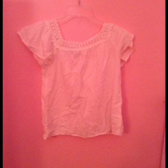 White blouse - Picture 1 of 1