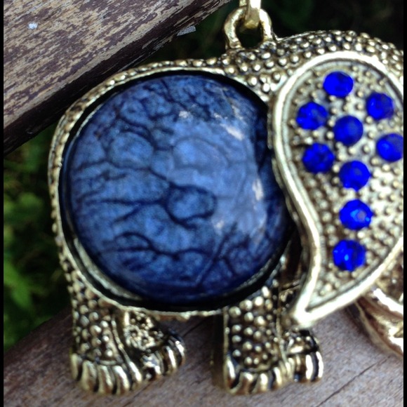 Lovely Elephant Stone Necklace❌SOLD❌ - Picture 4 of 4