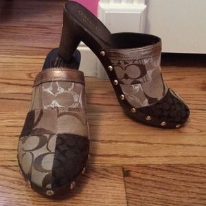 Authentic coach shoes!