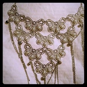 Silver/White Necklace