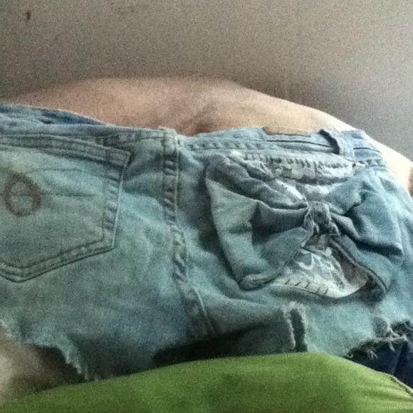 Pants - Jean shorts with bow on pocket