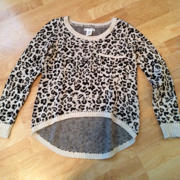 Billabong Sweaters - ❌Sold❌Billabong leopard print sweater🐾