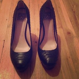 Pour la victoire heels