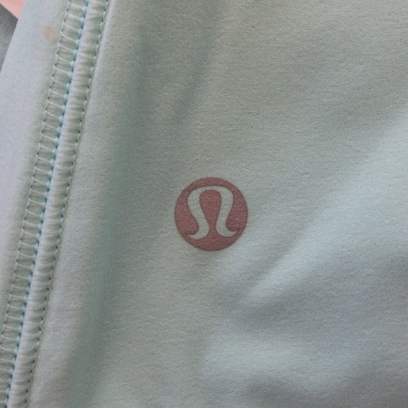 Lululemon Voyage Hoodie - Picture 3 of 3