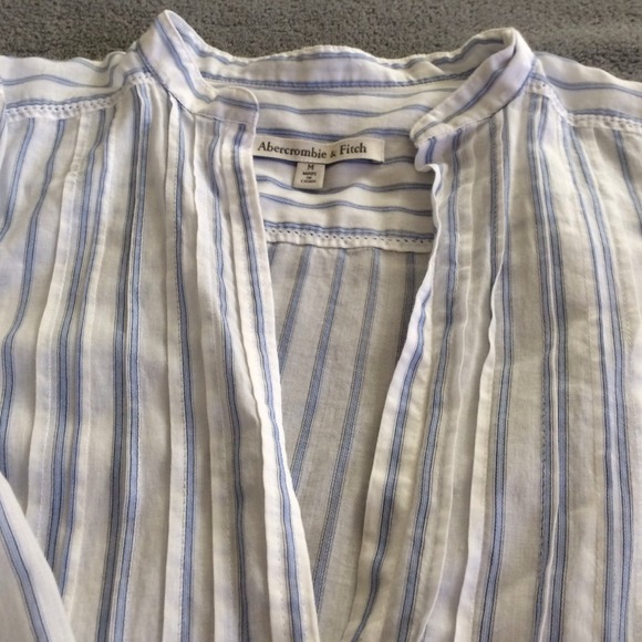A&F shirt - Picture 2 of 3