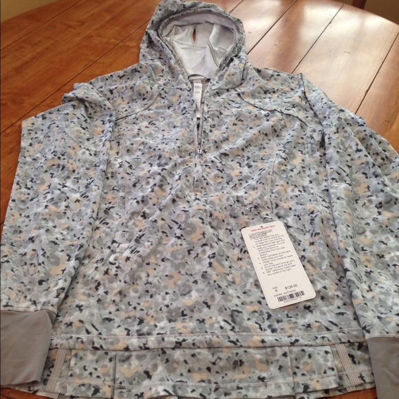 lululemon athletica Outerwear - Lululemon Lightened Up Pullover