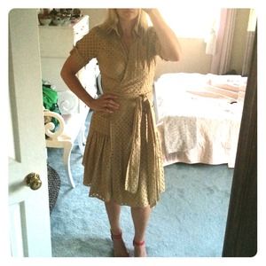 Diane Von Furstenburg wrap dress sz 12