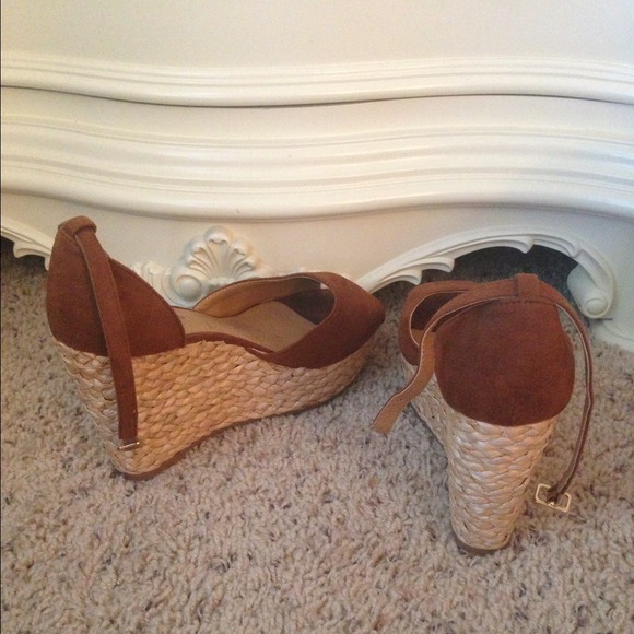 Cute wedges 💛
