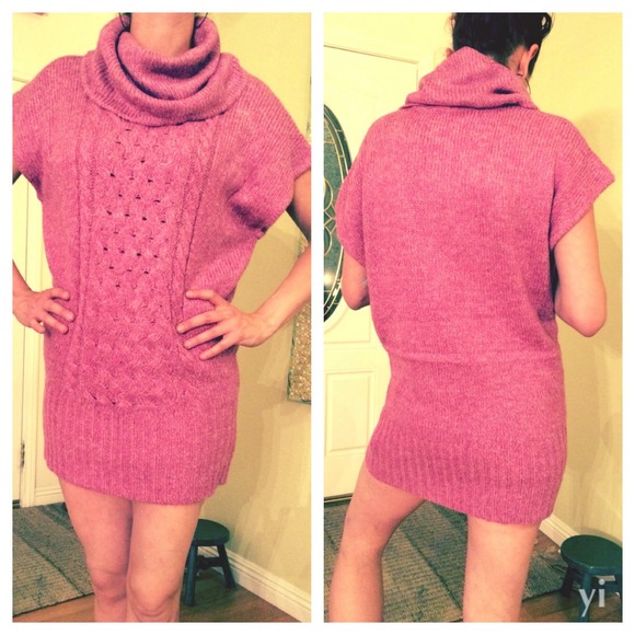 NEW *** Kensie Sweater/Top.
