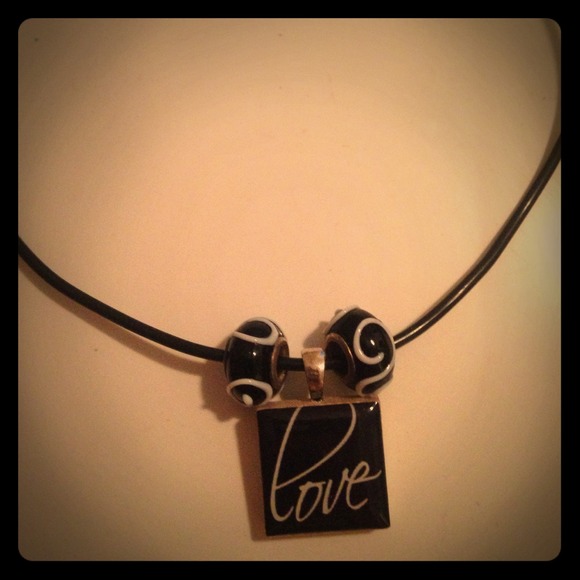 Cute "Love" necklace