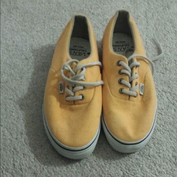 Yellow vans - Picture 2 of 2