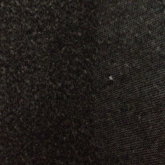 🚫SOLD🚫 Brandy Melville Graphic Muscle - Picture 3 of 4