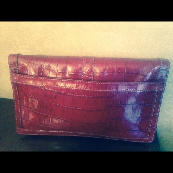 Enzo angiolini croc embossed leather clutch - Picture 2 of 3