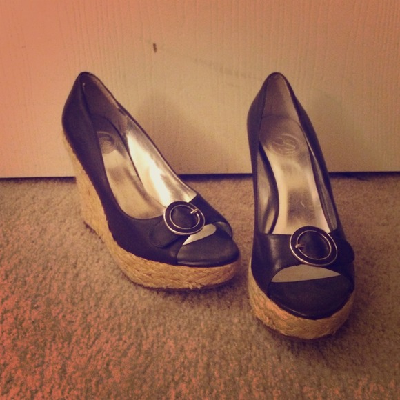 Jessica Simpson wedges