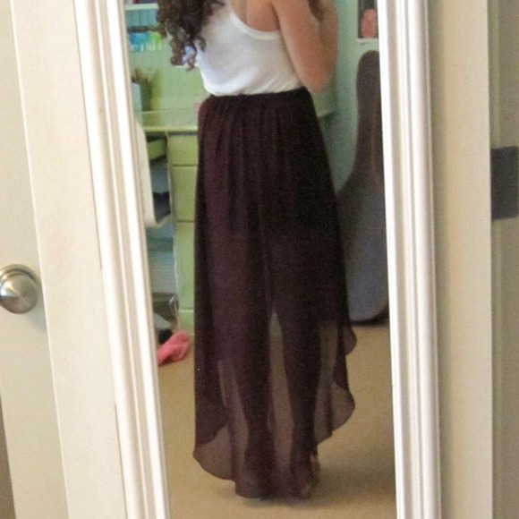 🚫SOLD🚫 NWT H&M maroon high low skirt - Picture 3 of 4