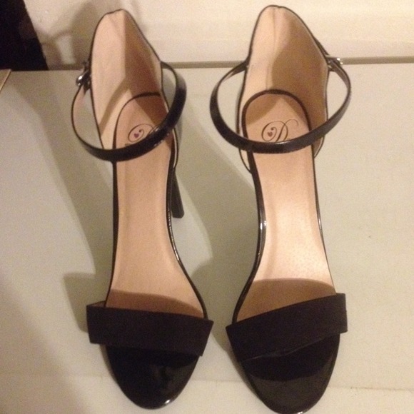 Black strappy sandals