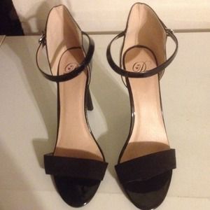 Black strappy sandals