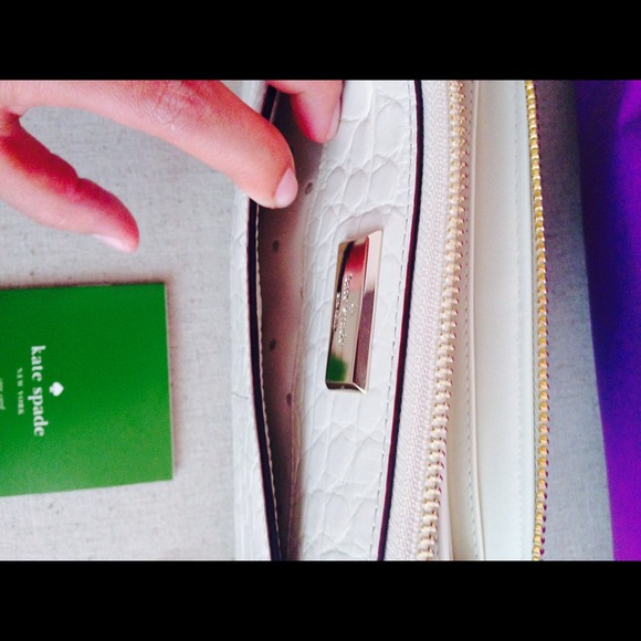 SOLD❌❌❌Kate spade wallet - Picture 4 of 4