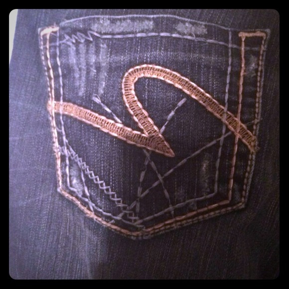 ❌SOLD❌BKE Jeans