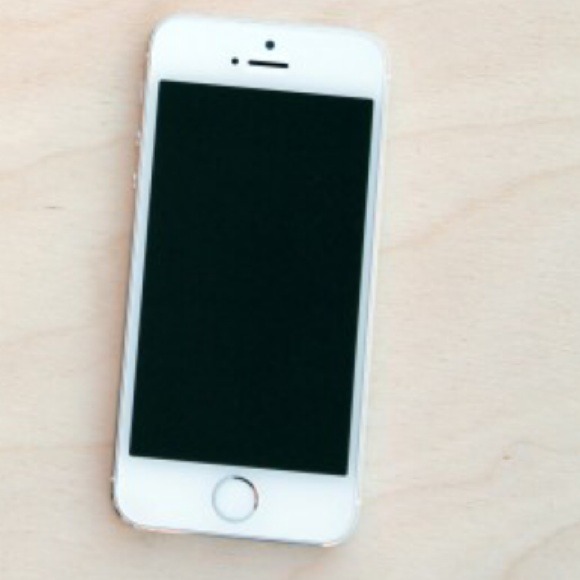 Iphone 5s for sale. At@t. White and silver. 16g