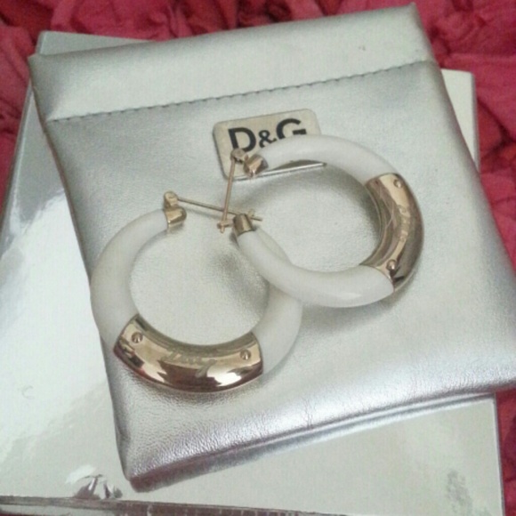D&G earring