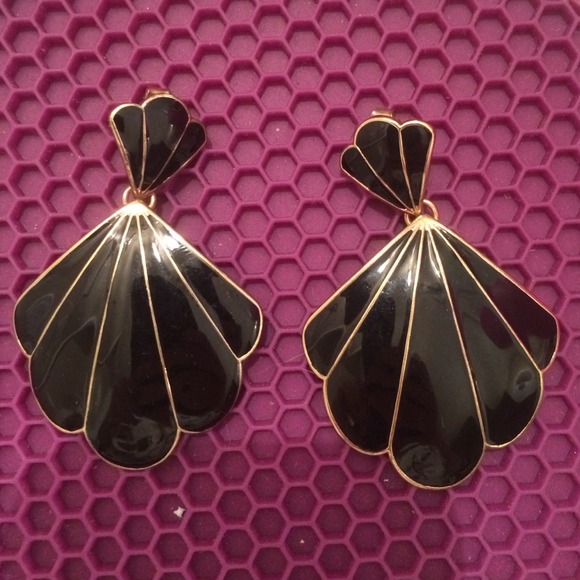 Classy black and gold earrings