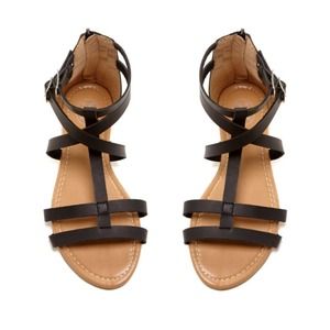 Carrini Multi-Strap Buckle size: 8.5 color: black