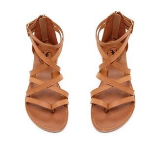 Carrini Strappy Sandal size: 8.5 color: tan