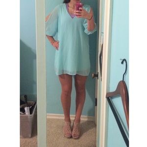 Lulu's light blue dress