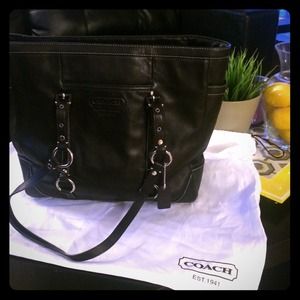 100% authentic Coach bag.