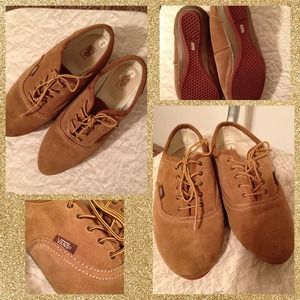 Size 7 Suede Oxford Vans
