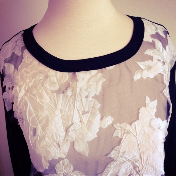 MILKY WAY B&W QUILTED FLORAL BODICE SWEATER - Picture 2 of 4