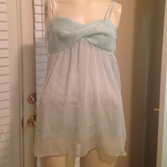 Pretty mint blue top