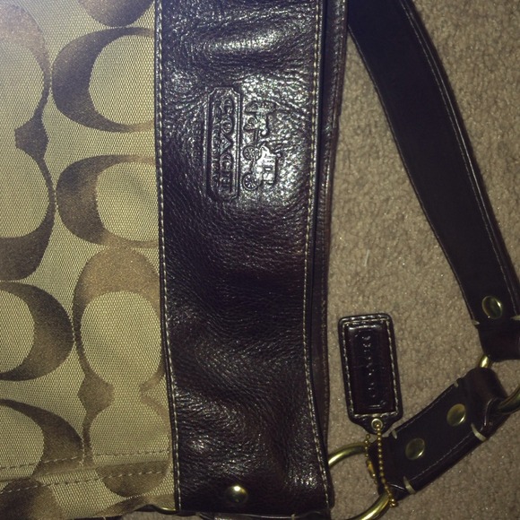 Coach purse Brown - Picture 3 of 4