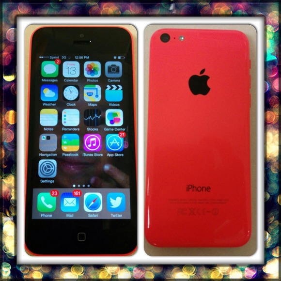 iPhone 5C - Picture 1 of 1