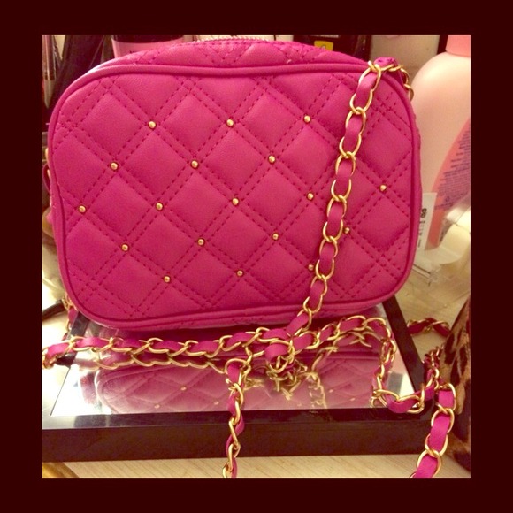 Small pink clutch (buy one get one 4 bucks)