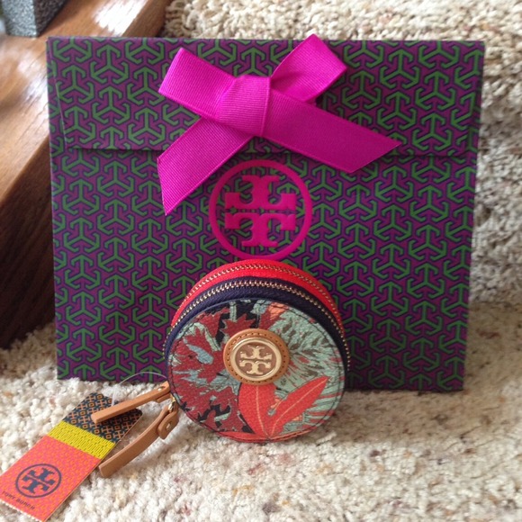 Tory Burch Accessories - Tory Burch Double Circle Coin Purse