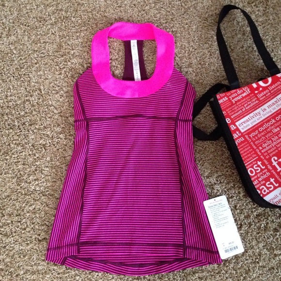 Lululemon scoop neck tank