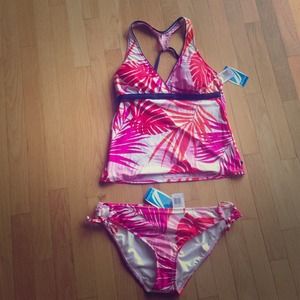 Tropical print Nautica brand tankini