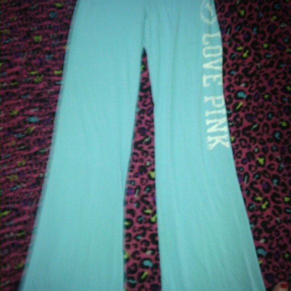 Vs pink yogas RESERVED
