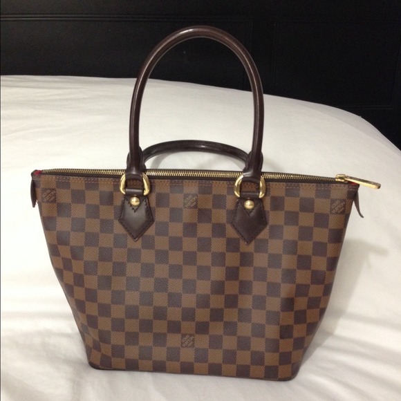 Lv handbag and wallet bundle