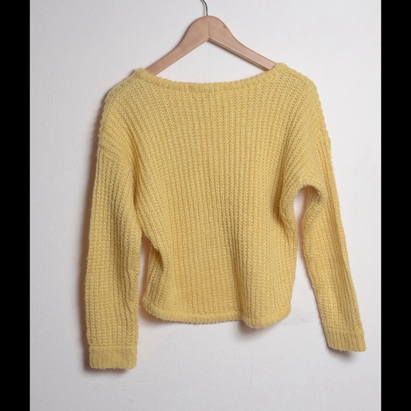 Cropped Sweater - Picture 3 of 4